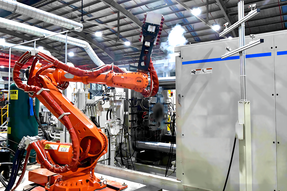 品成金屬滿足客戶自動化生產(chǎn)需求，可根據(jù)客戶自動化生產(chǎn)線提供壓鑄模具的整體解決方案