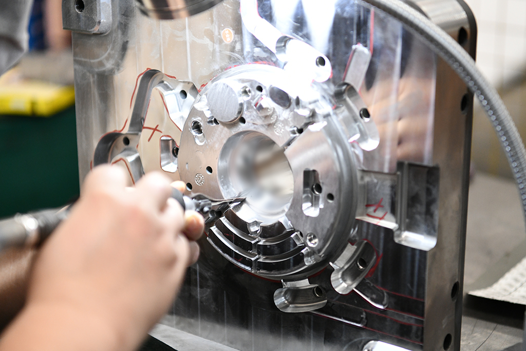 廣東省2023年規(guī)模以上工業(yè)增加值穩(wěn)步提升至4.13萬(wàn)億元